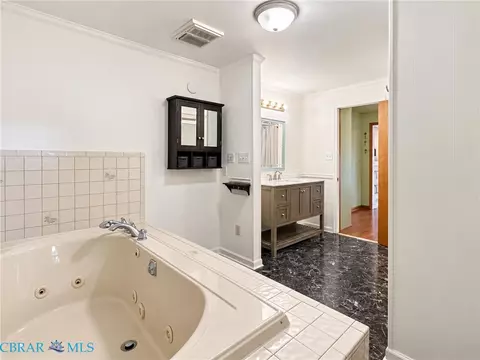 Bath - 186 Pine Hall Rd, Mathews, VA 23109 photo 3 of 8
