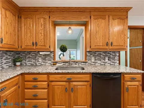 Kitchen - 186 Pine Hall Rd, Mathews, VA 23109 photo 3 of 6