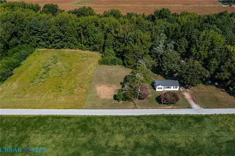 View/Area - 330 Benson Rd, Weems, VA 22576 photo 15 of 16