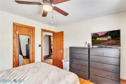 Bedroom - 330 Benson Rd, Weems, VA 22576 photo 4 of 5