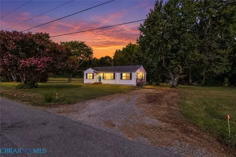 Exterior - 330 Benson Rd, Weems, VA 22576 photo 3 of 9
