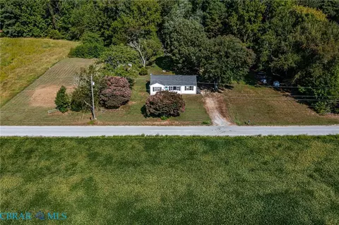 View/Area - 330 Benson Rd, Weems, VA 22576 photo 12 of 16