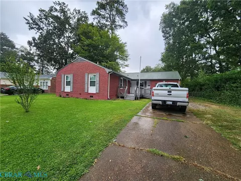 884 Elder Rd, Newport News, VA 23608
