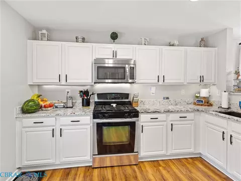 Kitchen - 7417 Jeanne Dr, Gloucester, VA 23061 photo 3 of 3