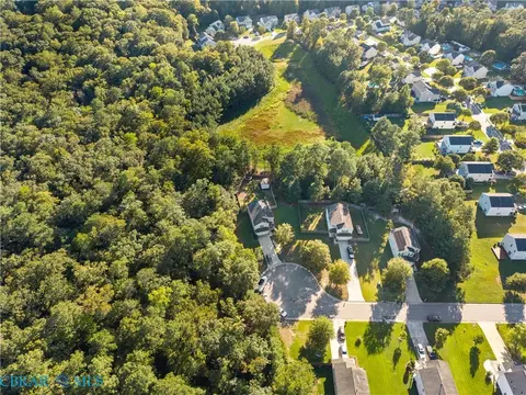 View/Area - 7417 Jeanne Dr, Gloucester, VA 23061 photo 5 of 7