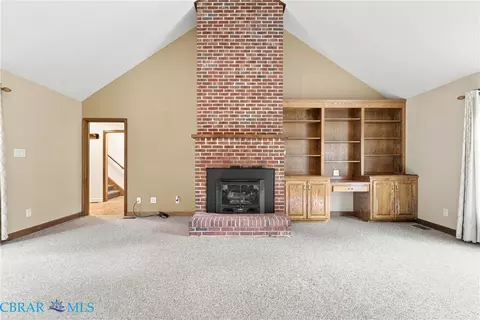 Living - 9467 Dutton Rd, Dutton, VA 23050 photo 7 of 12
