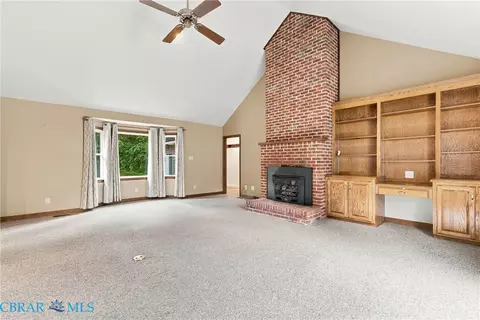Living - 9467 Dutton Rd, Dutton, VA 23050 photo 6 of 12