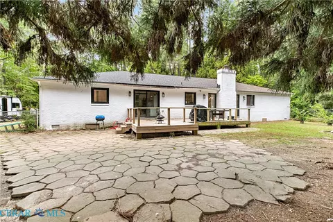 Exterior - 8697 Farys Mill Rd, Gloucester, VA 23061 photo 5 of 6