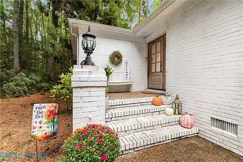 Exterior - 8697 Farys Mill Rd, Gloucester, VA 23061 photo 2 of 6