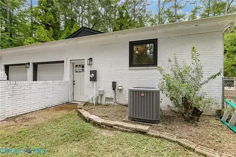 Exterior - 8697 Farys Mill Rd, Gloucester, VA 23061 photo 6 of 6