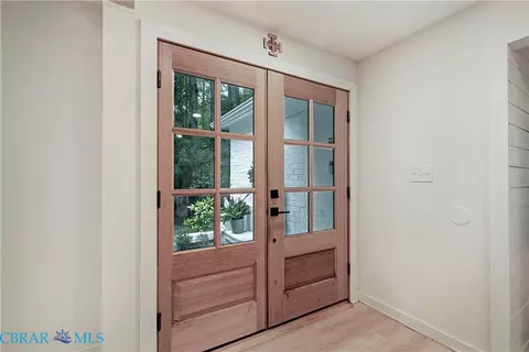 Entry Way - 8697 Farys Mill Rd, Gloucester, VA 23061 photo 1 of 2