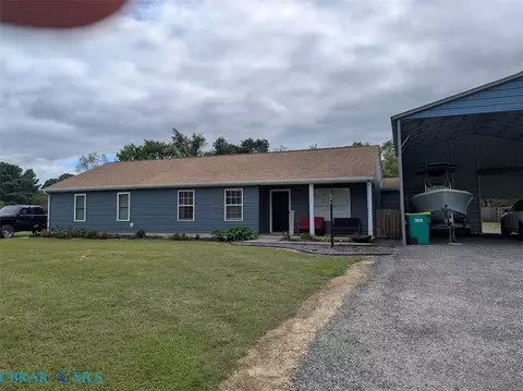 6824 Michael Ln, Hayes, VA 23072