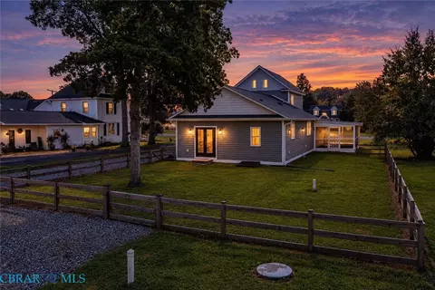 Exterior - 3755 Weems Rd, Weems, VA 22576 photo 21 of 33