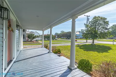 Exterior - 3755 Weems Rd, Weems, VA 22576 photo 24 of 33