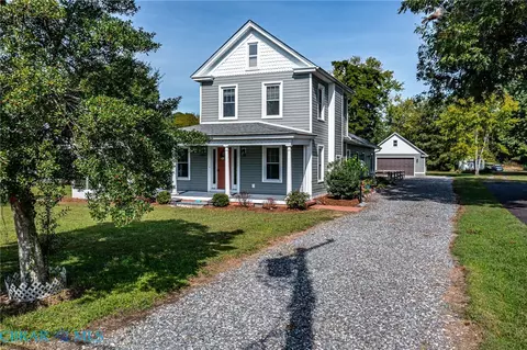 Exterior - 3755 Weems Rd, Weems, VA 22576 photo 16 of 33