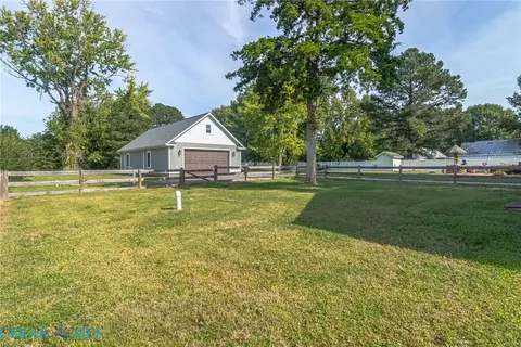 Exterior - 3755 Weems Rd, Weems, VA 22576 photo 33 of 33