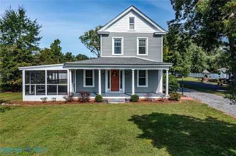Exterior - 3755 Weems Rd, Weems, VA 22576 photo 19 of 33