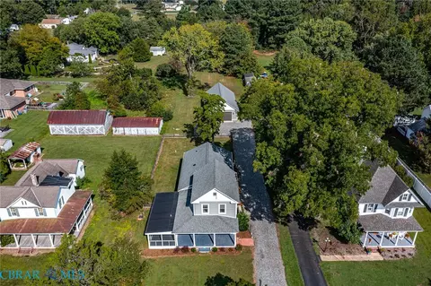 View/Area - 3755 Weems Rd, Weems, VA 22576 photo 10 of 17