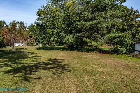 Exterior - 3755 Weems Rd, Weems, VA 22576 photo 5 of 33