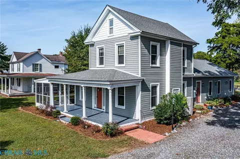 Exterior - 3755 Weems Rd, Weems, VA 22576 photo 12 of 33