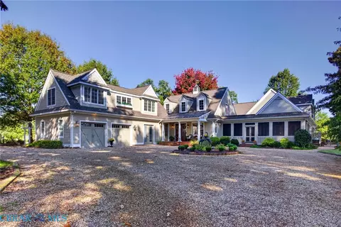 36 Hall Farm Dr, Heathsville, VA 22473