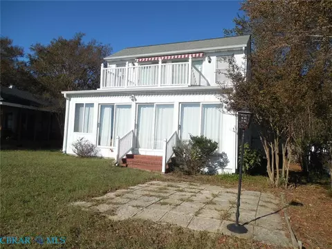 Exterior - 3851 Old Concord Rd, Gloucester, VA 23061 photo 4 of 7