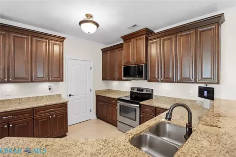 Kitchen - 7535 Villa Ct, Hayes, VA 23061 photo 3 of 4
