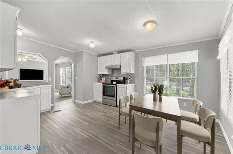 247 Millers Rd, Topping, VA 23169 photo 16