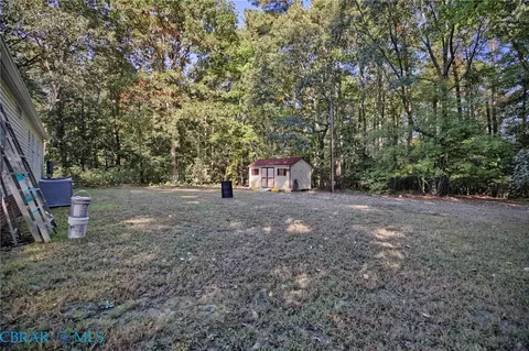 247 Millers Rd, Topping, VA 23169 photo 3
