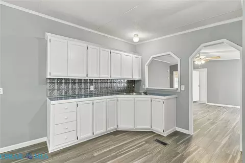 247 Millers Rd, Topping, VA 23169 photo 14