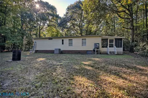 247 Millers Rd, Topping, VA 23169 photo 5