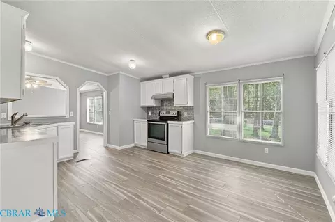 247 Millers Rd, Topping, VA 23169 photo 17
