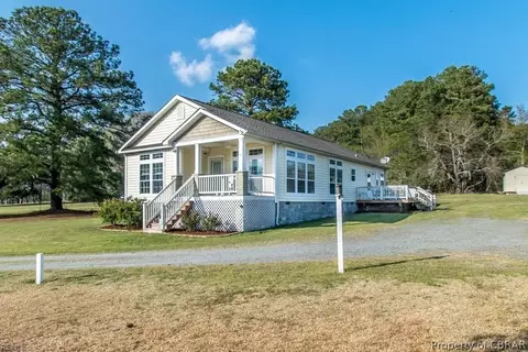 4014 Aberdeen Creek Rd, Gloucester, VA 23061 photo 1