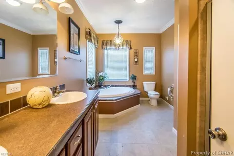 4014 Aberdeen Creek Rd, Gloucester, VA 23061 photo 3