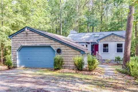 10060 Figg Shop Rd, Gloucester, VA 23061 photo 2
