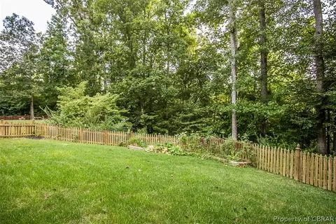 6814 Bershak Ct, Gloucester, VA 23061 photo 27