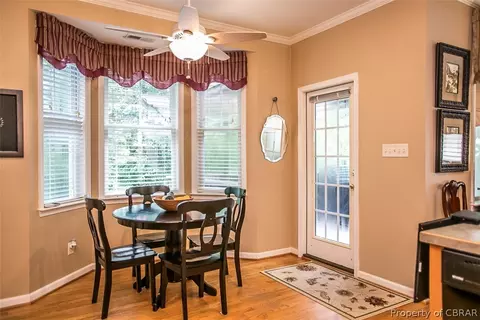 6814 Bershak Ct, Gloucester, VA 23061 photo 10