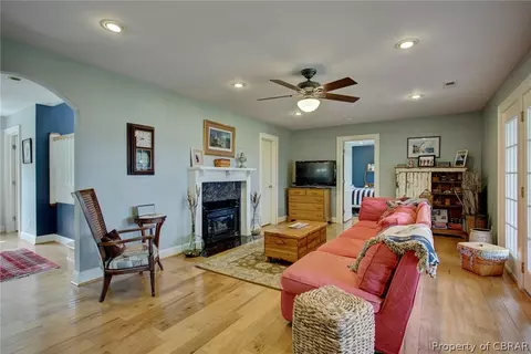 8713 Waverley Ln, Gloucester, VA 23061 photo 11