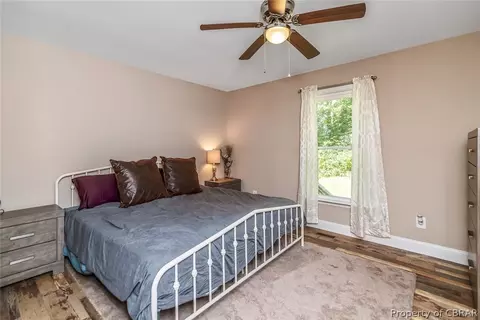9038 Chriscoe Ln, Gloucester, VA 23061 photo 16
