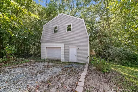 9038 Chriscoe Ln, Gloucester, VA 23061 photo 36