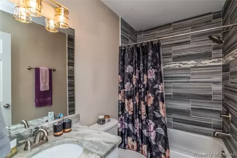 9038 Chriscoe Ln, Gloucester, VA 23061 photo 14