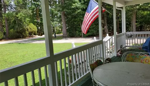 6144 Cypress Trl, Gloucester, VA 23061 photo 10