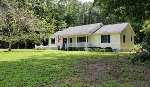 6144 Cypress Trl, Gloucester, VA 23061 photo 6