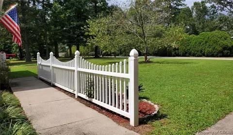 6144 Cypress Trl, Gloucester, VA 23061 photo 7