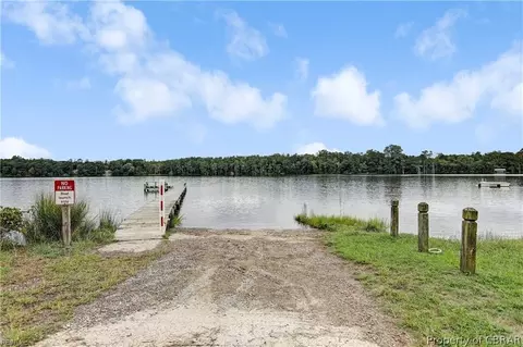 6144 Cypress Trl, Gloucester, VA 23061 photo 33