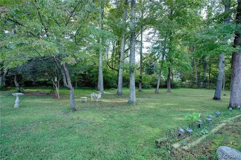 6334 Main St, Gloucester, VA 23061 photo 4