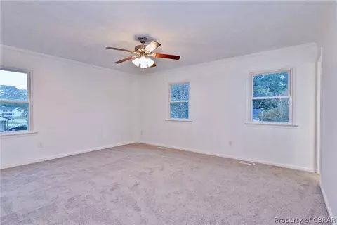 100 Sandy Lake Dr, Hampton, VA 23666 photo 22