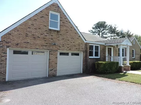 1491 Greate Rd, Gloucester Point, VA 23062 photo 31