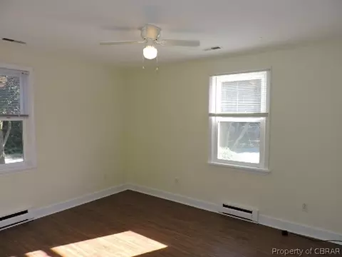 1491 Greate Rd, Gloucester Point, VA 23062 photo 18