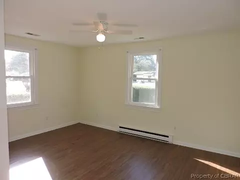 1491 Greate Rd, Gloucester Point, VA 23062 photo 15
